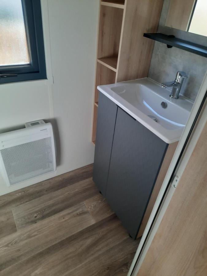 Jpp Marie Ange Proprietaire Hotel Сен-Жулиен-ан-Борн Екстериор снимка