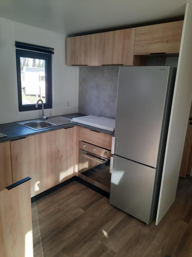 Jpp Marie Ange Proprietaire Hotel Сен-Жулиен-ан-Борн Екстериор снимка