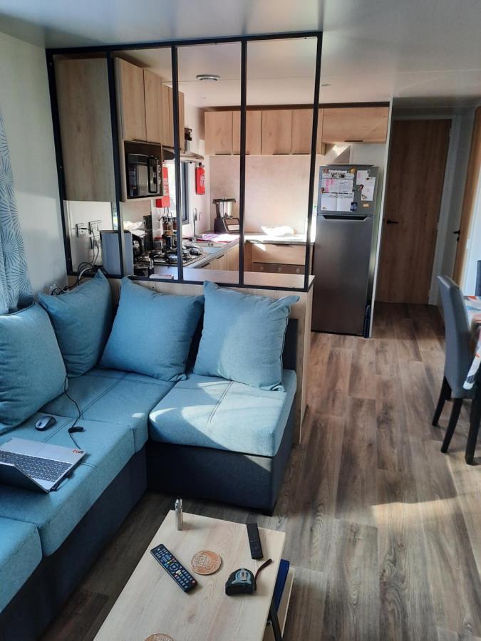 Jpp Marie Ange Proprietaire Hotel Сен-Жулиен-ан-Борн Екстериор снимка